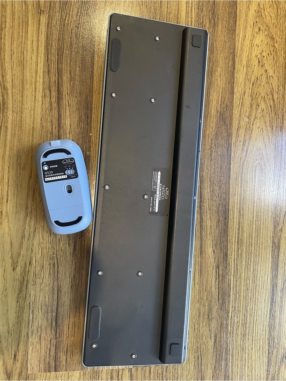 Wireless Retro Round-Key Keyboard and Mouse - Picture 2 of 2